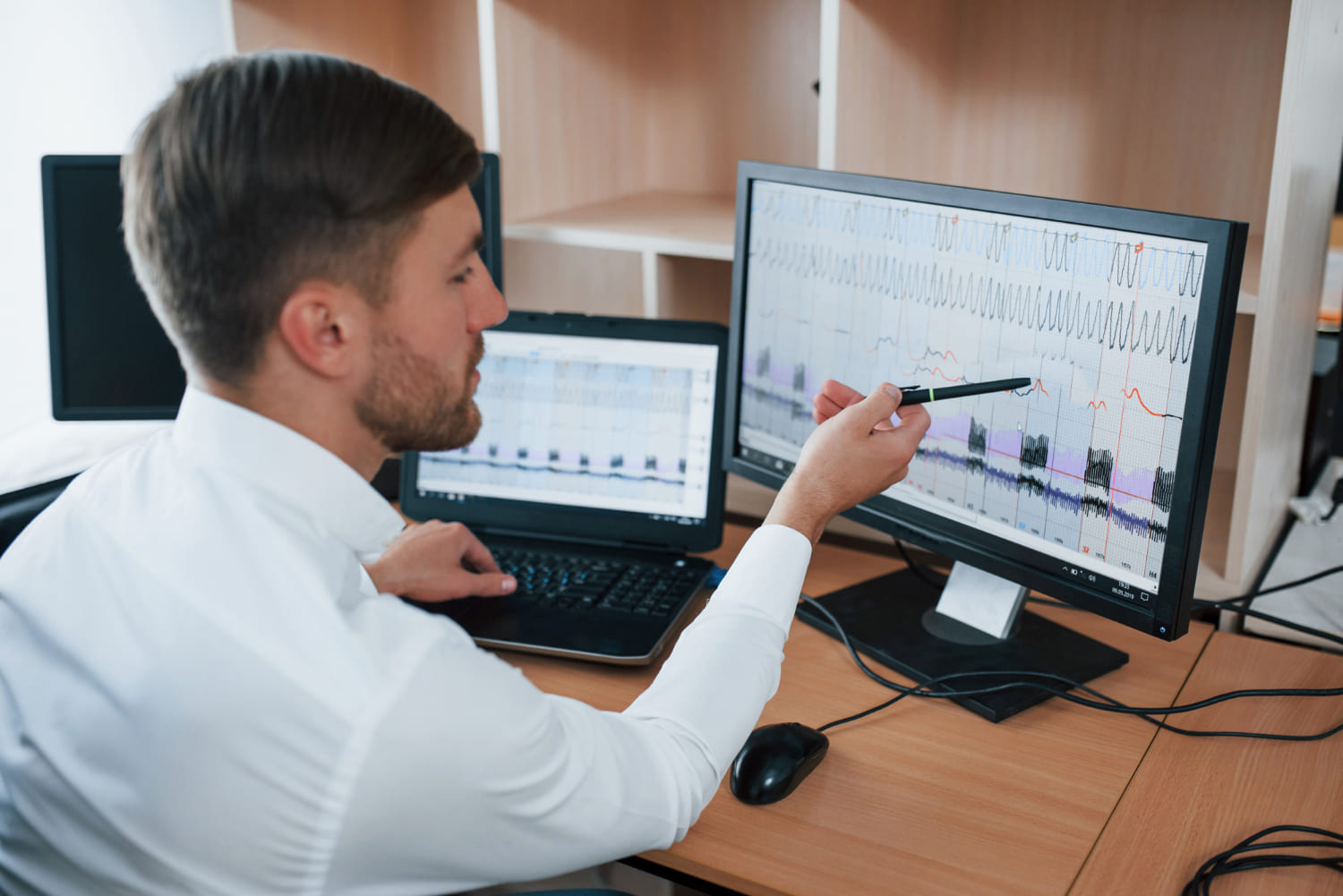 17278 (1) Data analytics pada industri keuangan